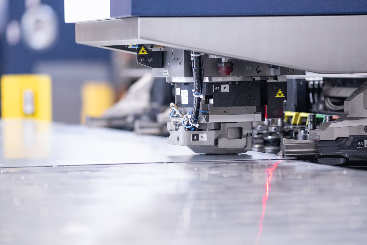 CNC vysekávací stroj (foto 4782/4830)?v=1.0.0