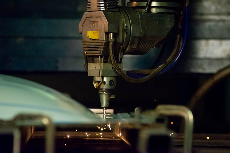 3D laserové řezání výlisků?v=1.0.0